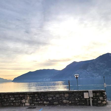 Angelo&Mari Mountain Lake Iseo Hospitality Мароне Екстер'єр фото